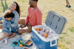 IGLOO Latitude 52QT Cool Box Red 21 IGLOO Latitude 52QT Cool Box Red -Outdoor Climbing Shop k85b904e280ae3571b3408d140a5c3a91