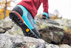 Simond Women's Waterproof Approach Shoes -Outdoor Climbing Shop ka72e64a40a77cea4e83154a02d45ca3f