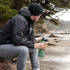 Camelbak Chute Mag SST Vacuum Insulated -Outdoor Climbing Shop kbb0d81b147ad0b990d61c6d215f34ca9