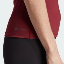 ADIDAS Techfit Training Tee -Outdoor Climbing Shop kb5d4419c320f0458dc15e5c427cc27e6