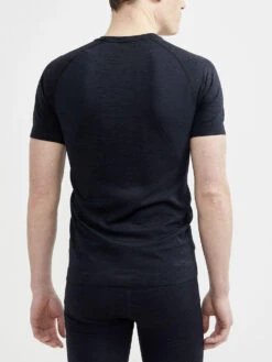 Craft CORE DRY ACTIVE COMFORT SHORT SLEEVE BASELAYER MEN BLACK -Outdoor Climbing Shop kd7f8b73c766022135ff9685a644aa9a5
