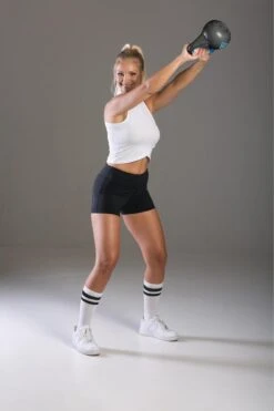 Azure 8kg Vinyl Kettlebell -Outdoor Climbing Shop kef116a07d9f552f5a015c8e4003b9092