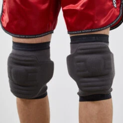 Kickboxing/Muay Thai Combat Knee Pads 900